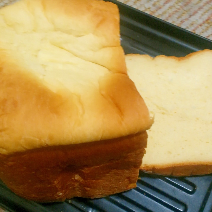 Hb簡単にしっとりふわふわクリームチーズ入り食パン レシピ 作り方 By かっぺ4217 楽天レシピ
